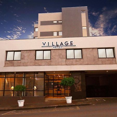 Village Hotel Ponta Grossa  Exteriör bild