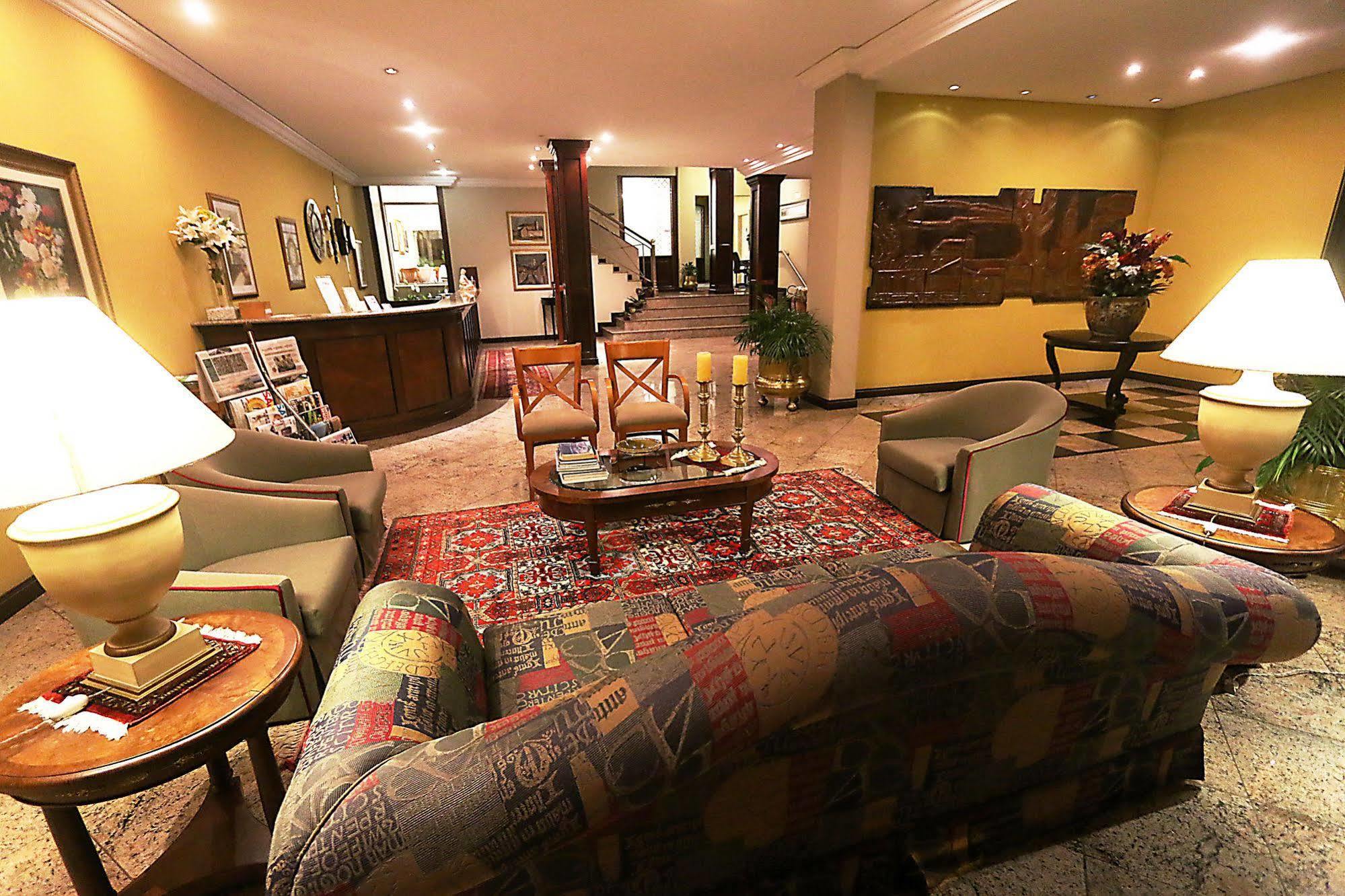 Village Hotel Ponta Grossa  Exteriör bild
